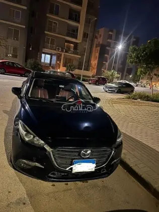 مازدا 3 2017 أبيض مستعملة للبيع