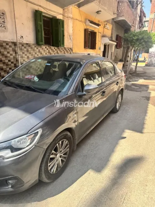 بيجو 301 2019 أبيض مستعملة للبيع - 5