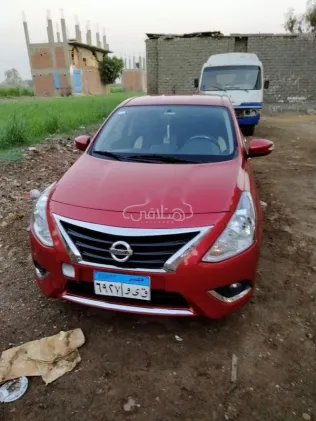 نيسان صنى 2021 أبيض مستعملة للبيع