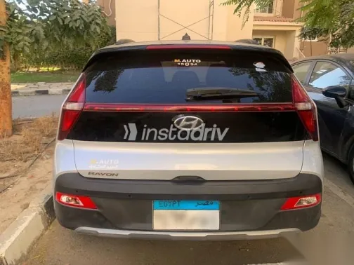 هيونداي بايون 2022 فضي مستعملة للبيع - 4