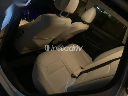 هيونداي بايون 2022 فضي مستعملة للبيع - 7