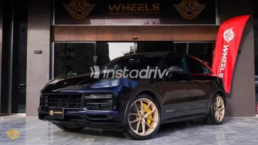 Porsche Cayenne S 2022 White Used for Sale - 1