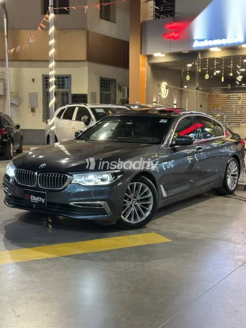 بي ام دبليو 520 2019 رمادي مستعملة للبيع - 2