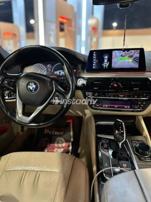 بي ام دبليو 520 2019 رمادي مستعملة للبيع - 9