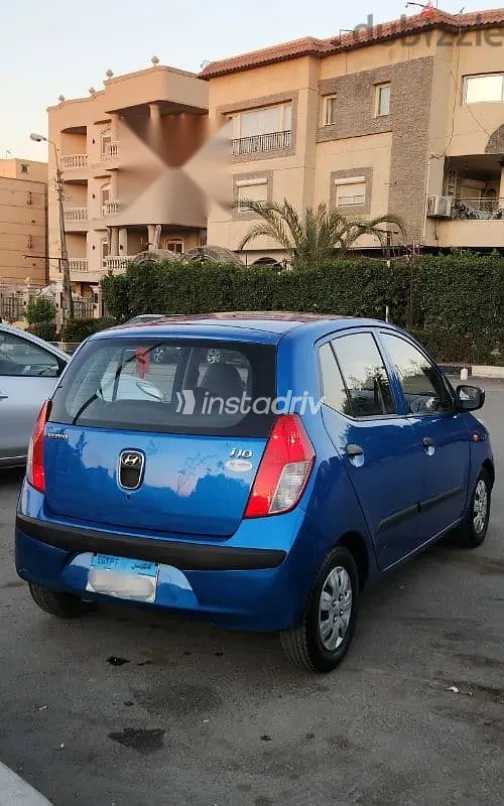 هيونداي I10 2010 أزرق غامق مستعملة للبيع - 4