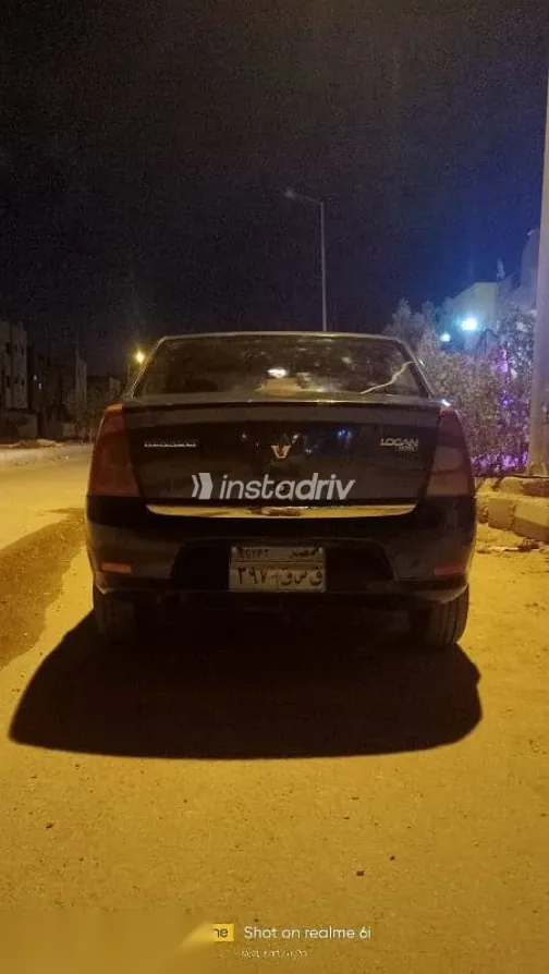 رينو لوجان 2010 رمادي مستعملة للبيع - 2