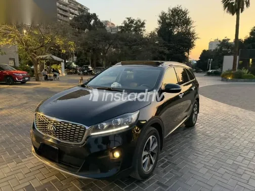 كيا سورينتو 2019 أسود مستعملة للبيع - 3