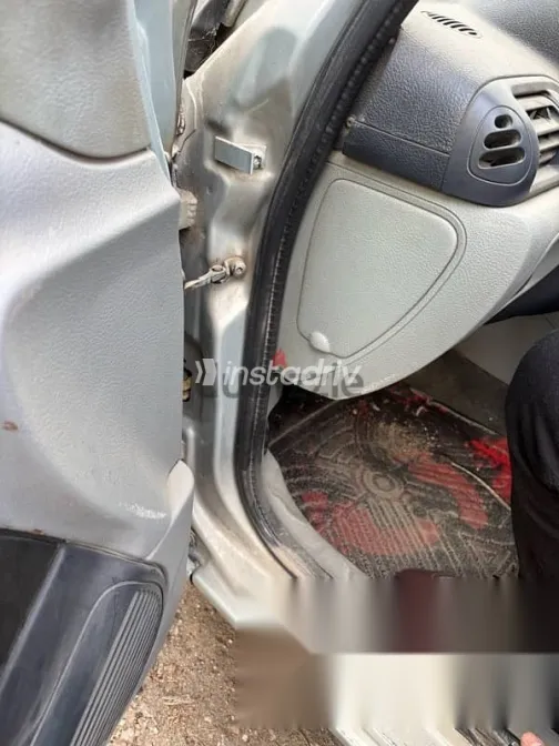 رينو كليو 2003 فضي مستعملة للبيع - 7