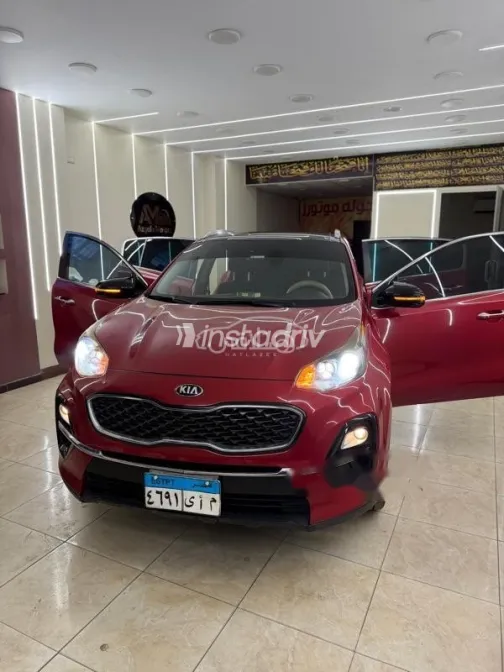 Kia Sportage 2020 Dark Red Used for Sale - 1