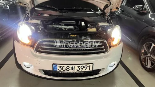 Mini Country man 2011 White Used for Sale - 2