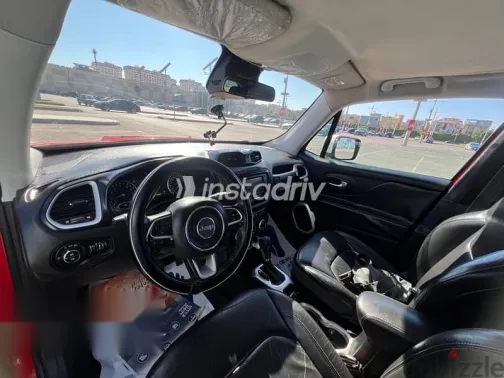 جيب رينيجيد 2016 أحمر مستعملة للبيع - 8