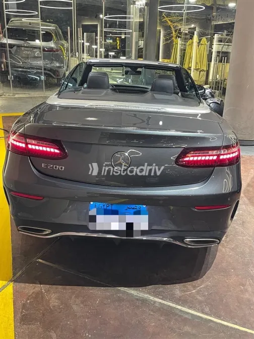 Mercedes E 200 2022 White Used for Sale - 3
