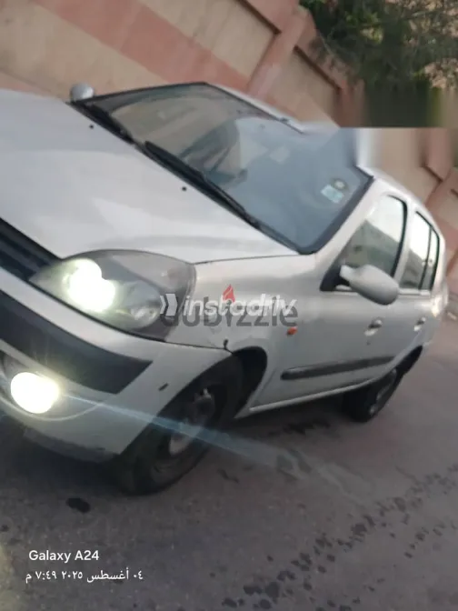 رينو كليو 2002 فضي مستعملة للبيع - 10