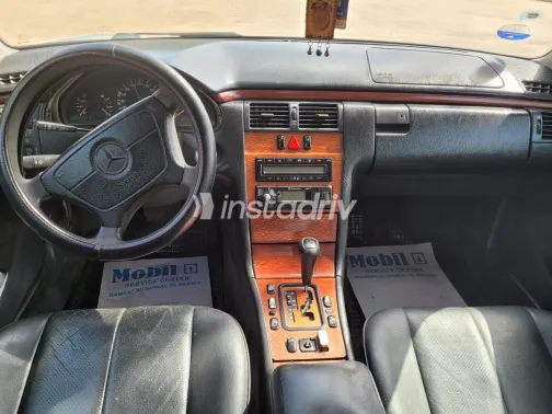 مرسيدس E 200 1999 أبيض مستعملة للبيع - 7