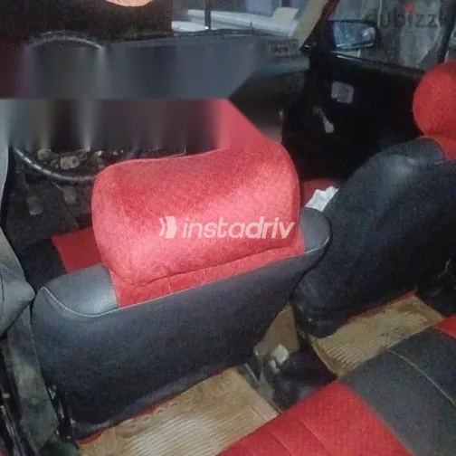 مازدا 323 1982 أحمر مستعملة للبيع - 1