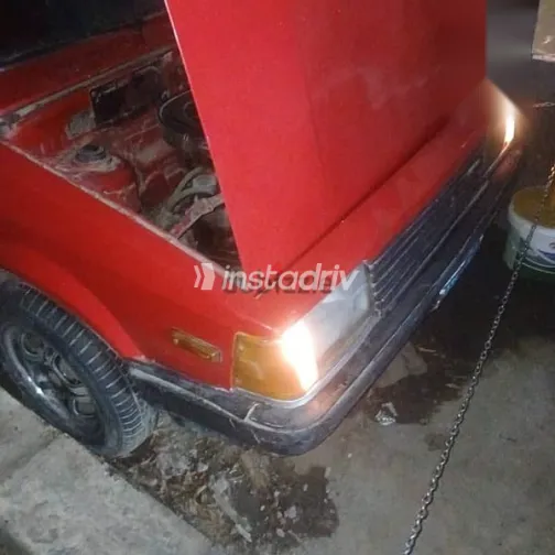 مازدا 323 1982 أحمر مستعملة للبيع - 6