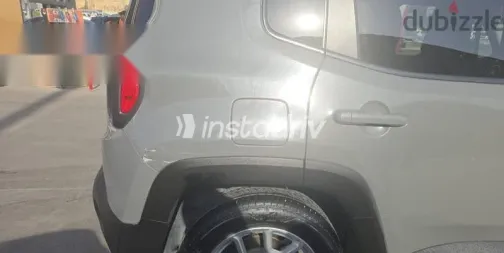 جيب رينيجيد 2022 رمادي مستعملة للبيع - 3