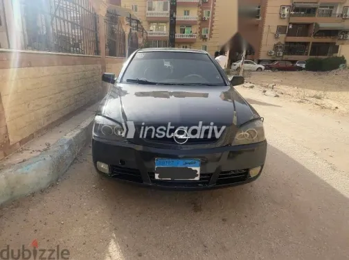 Opel Astra 2005 Black Used for Sale - 1