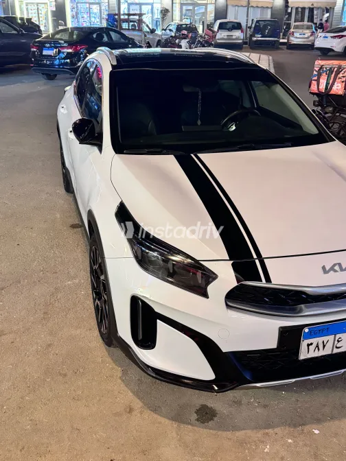 كيا اكسيد 2024 أبيض مستعملة للبيع - 9