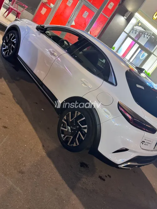 كيا اكسيد 2024 أبيض مستعملة للبيع - 10