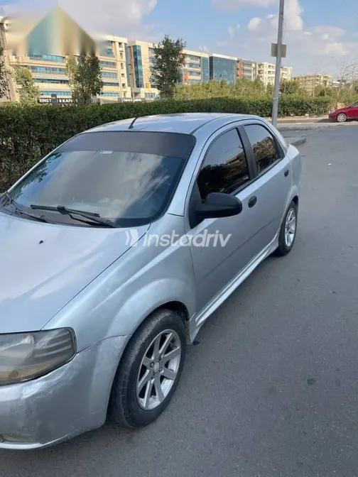 شيفروليه افيو 2006 فضي مستعملة للبيع - 2