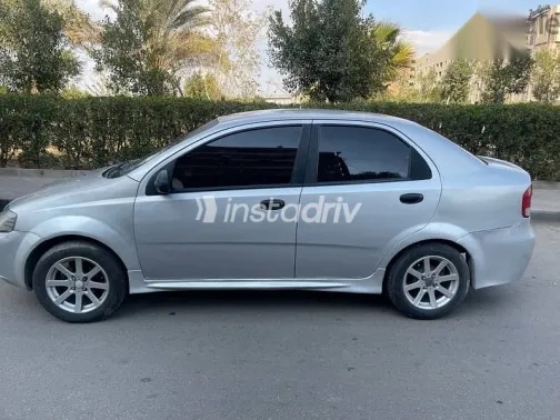 شيفروليه افيو 2006 فضي مستعملة للبيع - 7