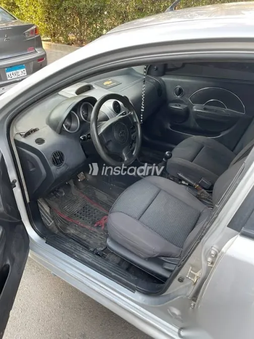 شيفروليه افيو 2006 فضي مستعملة للبيع - 8