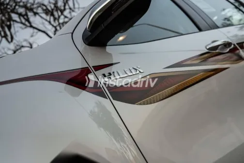 Toyota Hilux 2025 White New for Sale - 5