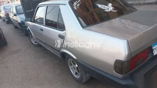 فيات شاهين 2002 فضي مستعملة للبيع - 6