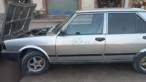 فيات شاهين 2002 فضي مستعملة للبيع - 8