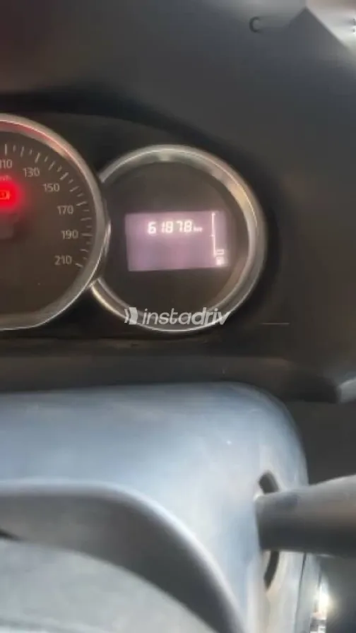 رينو لوجان 2020 بني مستعملة للبيع - 1