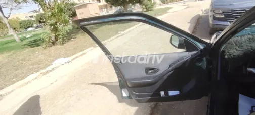 بيجو 405 1999 أخضر مستعملة للبيع - 5