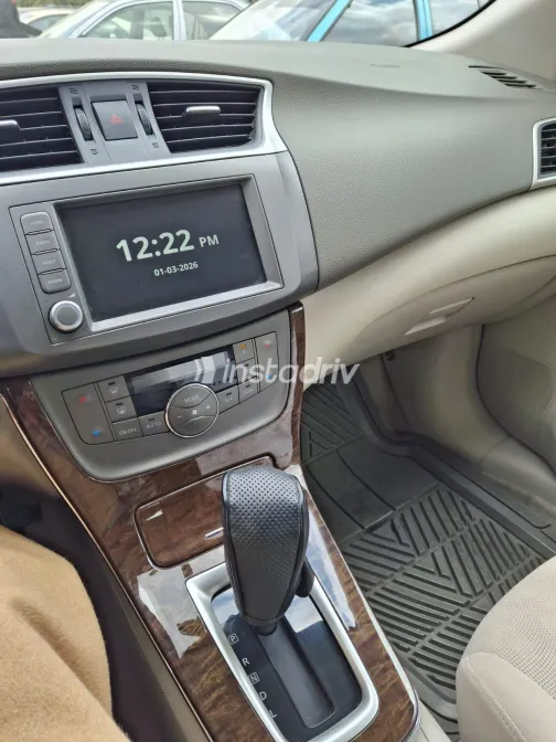 نيسان سنترا 2024 أسود مستعملة للبيع - 1