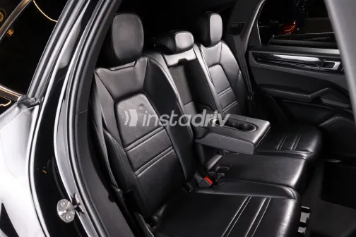 بورش كايين اس 2020 أبيض مستعملة للبيع - 6