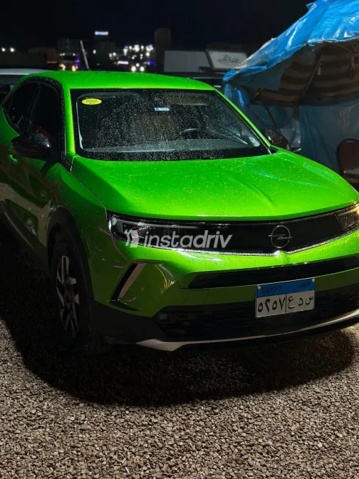 اوبل موكا 2022 أبيض مستعملة للبيع - 4