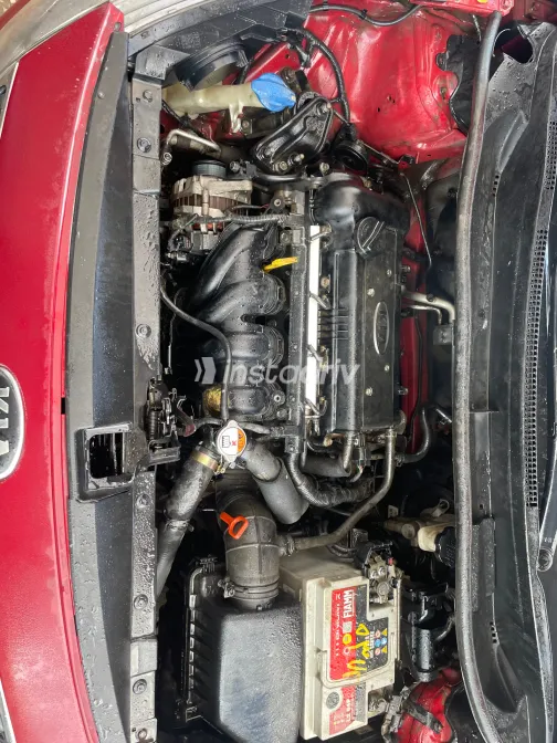 كيا ريو 2015 أحمر مستعملة للبيع - 5