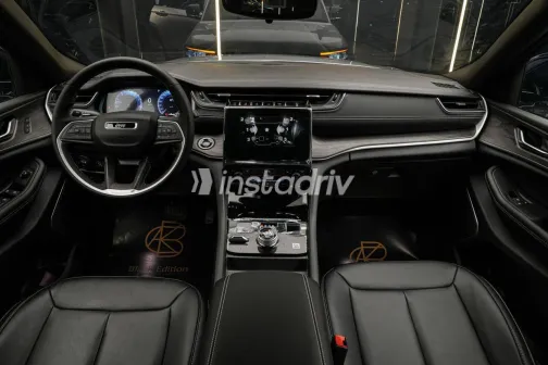 جيب جراند شيروكي 2025 أبيض مستعملة للبيع - 8