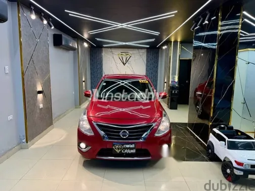 Nissan Sunny 2023 Burgundy Used for Sale - 6