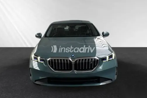 بي ام دبليو I5 2024 أخضر مستعملة للبيع - 3