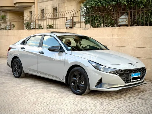 Hyundai Elantra CN7 2021 White Used for Sale - 7