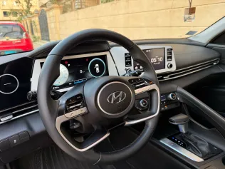 Hyundai Elantra CN7 2021 White Used for Sale