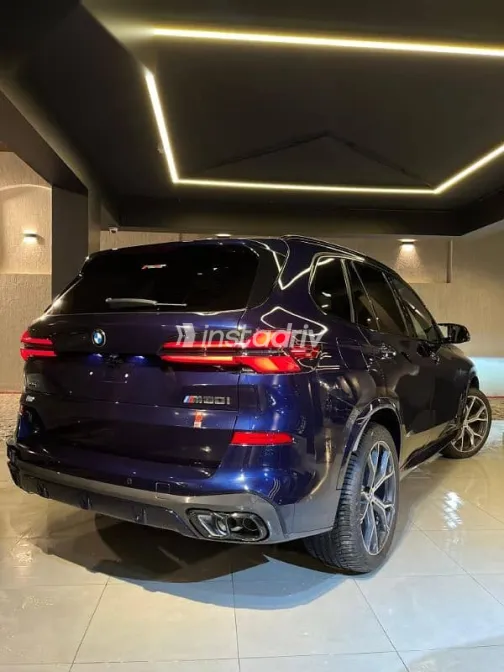 بي ام دبليو X5 2025 أزرق غامق جديدة للبيع - 9