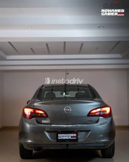 اوبل أسترا 2020 رمادي مستعملة للبيع - 7