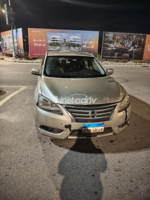 Nissan Sentra 2018 White Used for Sale - 3