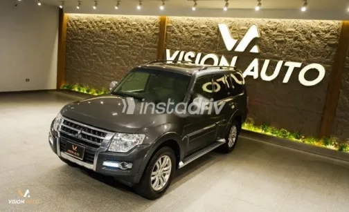 ميتسوبيشي باجيرو 2022 رمادي مستعملة للبيع - 4