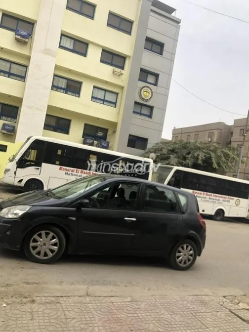 رينو سينيك 2008 رمادي غامق مستعملة للبيع - 3