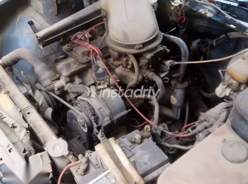 بيجو 505 1983 أزرق غامق مستعملة للبيع - 3