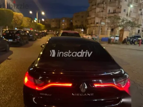 رينو ميجان 2020 أسود مستعملة للبيع - 3