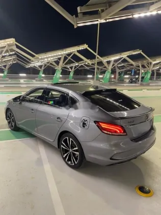 ام جى 6 2022 فضي مستعملة للبيع