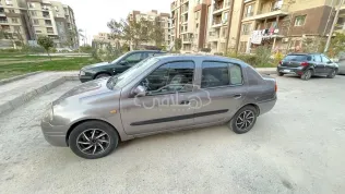 رينو كليو 2001 رمادي غامق مستعملة للبيع